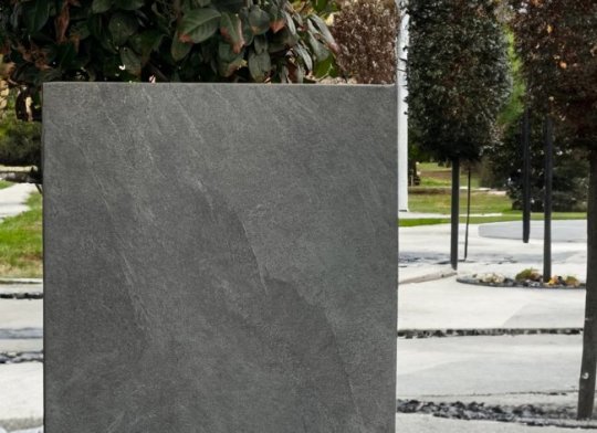 Keramický květináč Dark Stone
